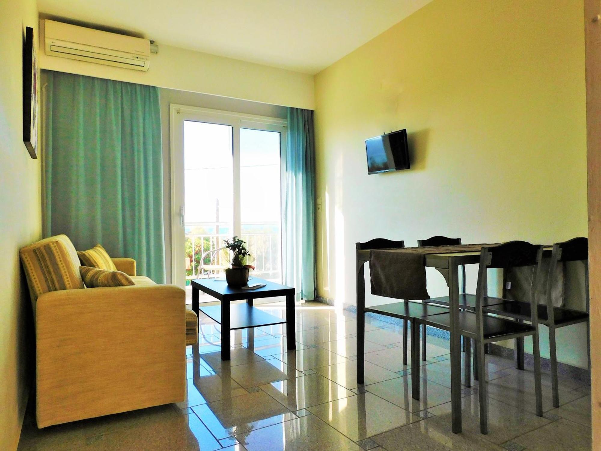 Arisvi All Seasons Hotel Skala Kallonis Exterior foto
